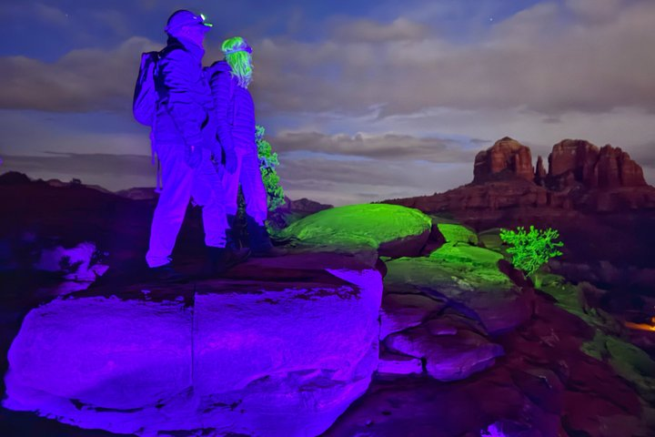 Sedona Dark Sky Sunset & Night Hike With a Private Guide - Photo 1 of 25